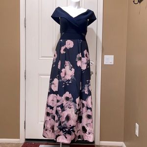 Prom wedding graduation dress